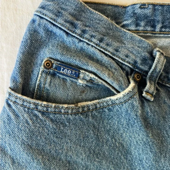 Vintage Lee Men’s Classic Denim Straight Leg Jeans - Picture 6 of 8